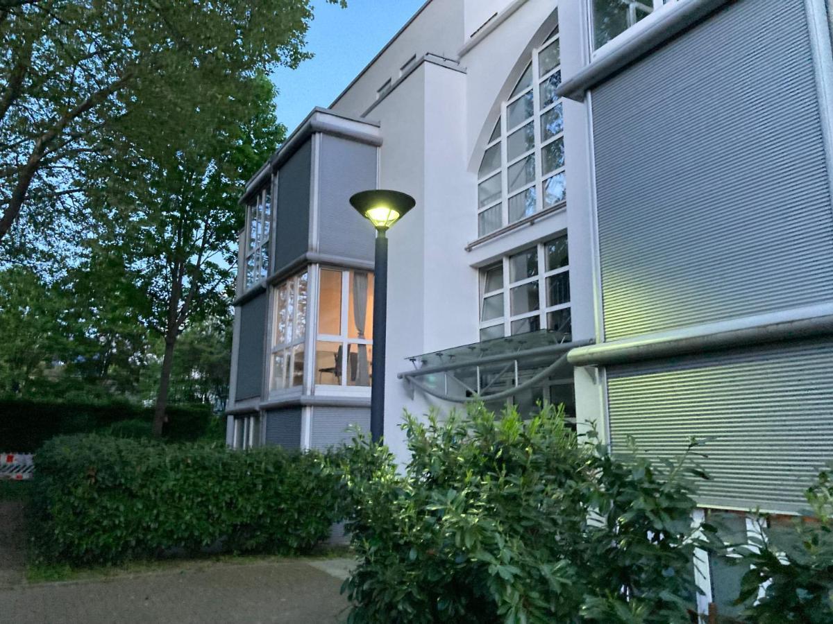 ויסבאדן Homeoffice Business Nature View Mit Parkplatz Zentral, Hauptbahnhof Und Kuche מראה חיצוני תמונה